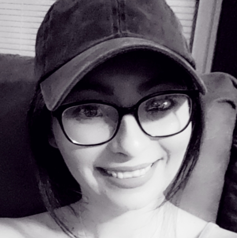 Meet your Posher, Tayler